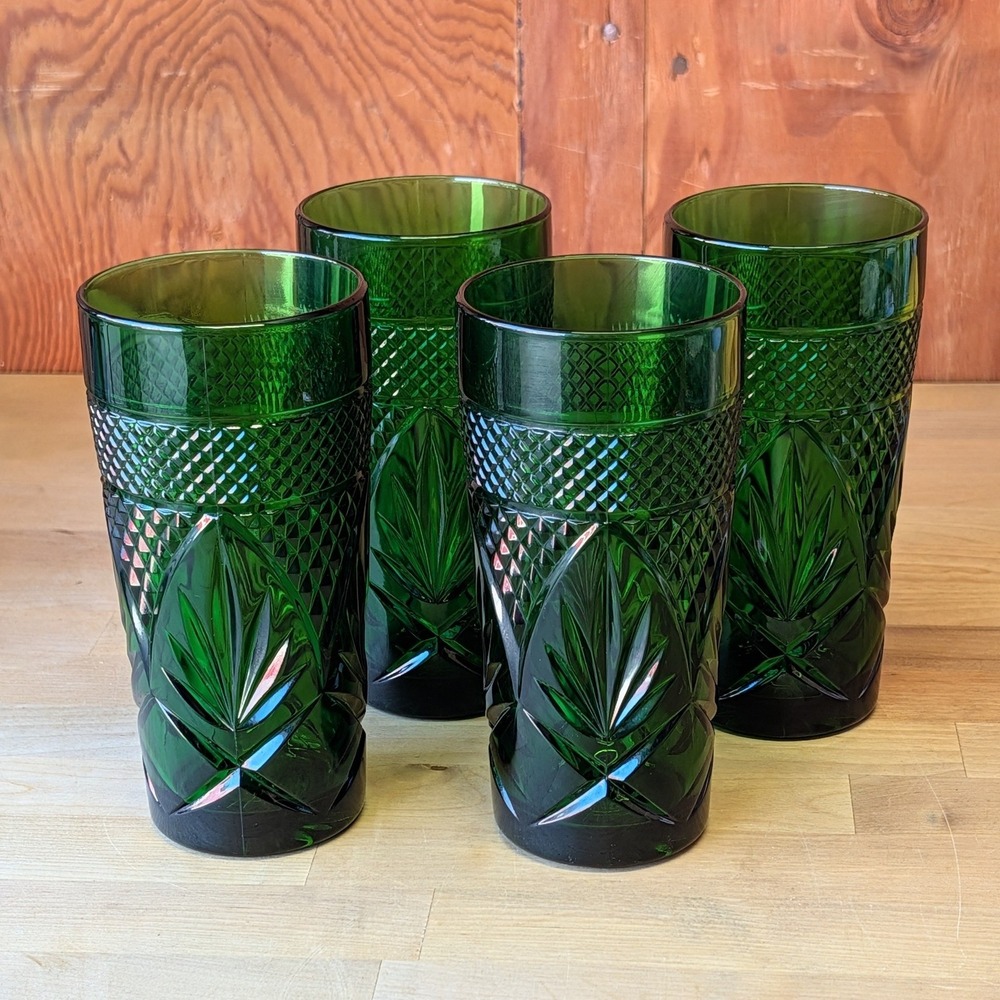 Vintage Emerald Green Glass Tumblers Set of 4 Made in France Diamond Leaf 5.75in